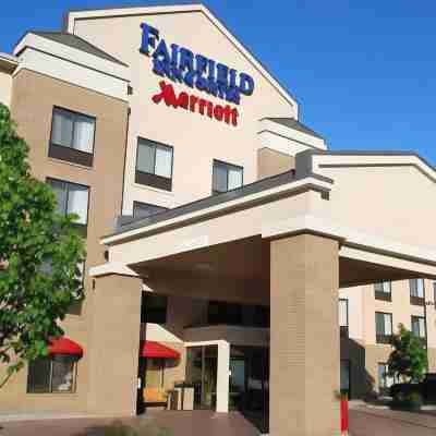 Fairfield Inn & Suites Kelowna Hotel Exterior