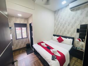 Hotel Shabana - Colaba Causeway