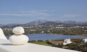 Naxian Collection - Small Luxury Hotel of the World