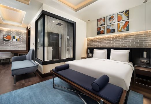 5. 데카몬도 갈라타..