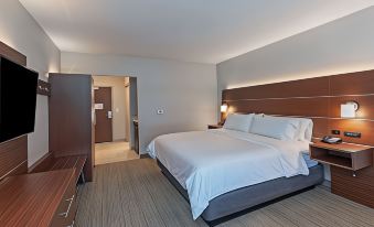 Holiday Inn Express & Suites Parsons