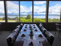 Te Anau Manapouri Lake Hotel Hotels in Manapouri