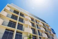 Garden Court Nelson Mandela Boulevard Hotels near Devil's Peak