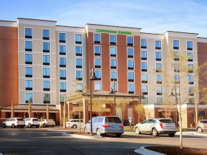 DoubleTree by Hilton Charleston Mount Pleasant