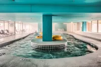 Oceanfront Resort Condo in North Myrtle Beach - bar