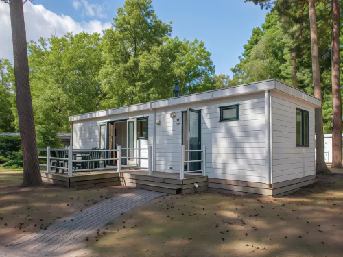 Modern Lodge with Dishwasher, Near Helmond