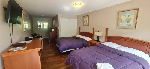 Werry's Cottages Motel & Pub by OYO East Stroudsburg Poconos Hotels in Middle Smithfield Township