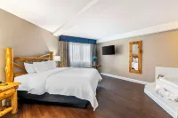 Black Bear Inn, Ascend Hotel Collection Hotels in Orono
