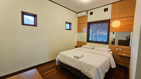 Villa Nuansa JB-8 3 Br with Private Pool Отели рядом с достопримечательностью «NuArt Sculpture Park»