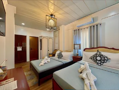 Villa Lydia y Jose Heritage Hotel Hotels near Nagbukel View Deck
