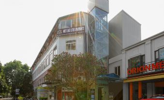 The Lakeview - West Lake Lotus Apartments