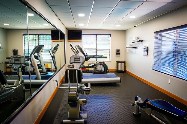 Country Inn & Suites by Radisson, Burlington (Elon), NC photo 3