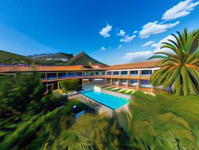 Noemys Toulon la Valette - Hotel Restaurant Avec Piscine Hotels in La Garde
