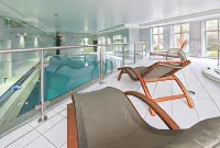Best Western Wein-Und Parkhotel Nierstein - Kolam Renang