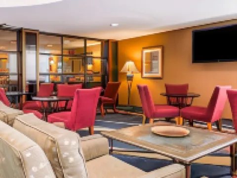 Quality Inn Auburn Hills - Detroit North Hotels in Oakland County