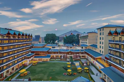 Radisson Collection Hotel & Spa, Riverfront Srinagar Hotels near Shankaracharya Hill