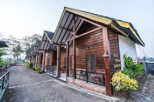Villa Tenjo Gunung Hotels in Ciemas