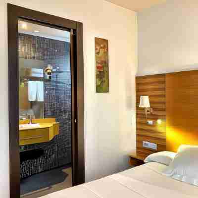 Hotel Spa QH Centro León Rooms
