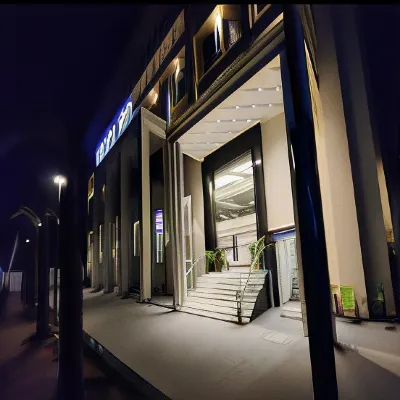 Clarks Inn Aligarh Hotels in der Nähe von Oxygen Park