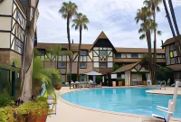 Anaheim Majestic Garden Hotel - Swimmingpools
