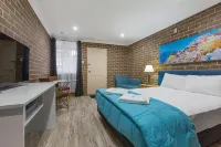 Buccaneer Motel - 3-Star