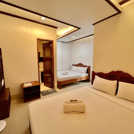 Alocasia Hostel