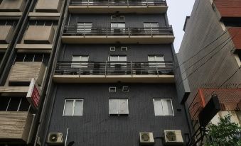 Canary Hotel
