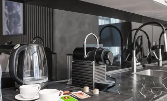 Metropol Apartments
