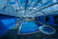 Hotel Emperador Hotels in Parroquia Antonio Jose Holguin