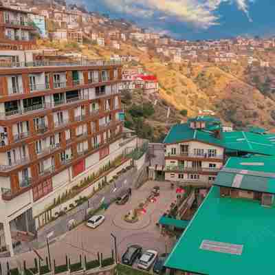 Alaya Stays 3 BHK Apartment with Hill View - Cliff Trident Hotel Exterior