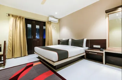 Vihasta Sunrise Hotel by RR Enterprises فنادق في مادغاون