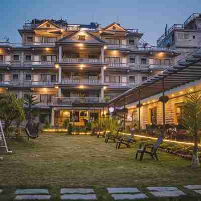 皇冠喜馬拉雅山飯店 Hotel Exterior