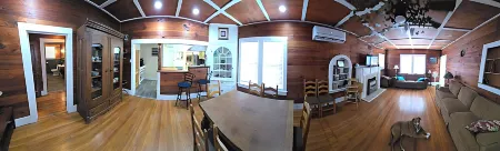 Charming, unique 3-bedroom house in Junction with AC, WiFi, Pet Friendly