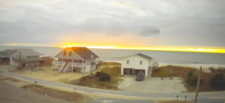 MareBella 2nd row Ocean front with Gorgeous sunrises