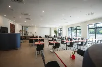 I - Park Hotel Reichenberg Bed and Breakfast Hotels in Sommerhausen