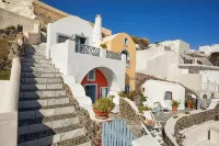 Lava Oia's