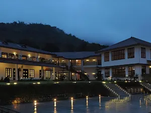 Amritara Ambatty Greens Resort