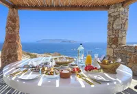 Onar Suites & Villas