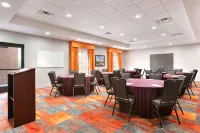 Hampton Inn North Olmsted Cleveland Airport Các khách sạn ở North Olmsted