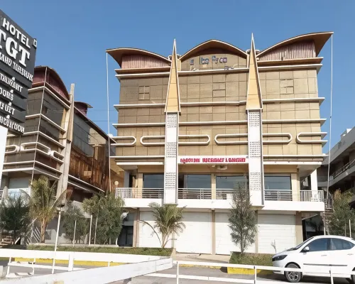 The Grand Takshak Hotel Hotels in Mehsana