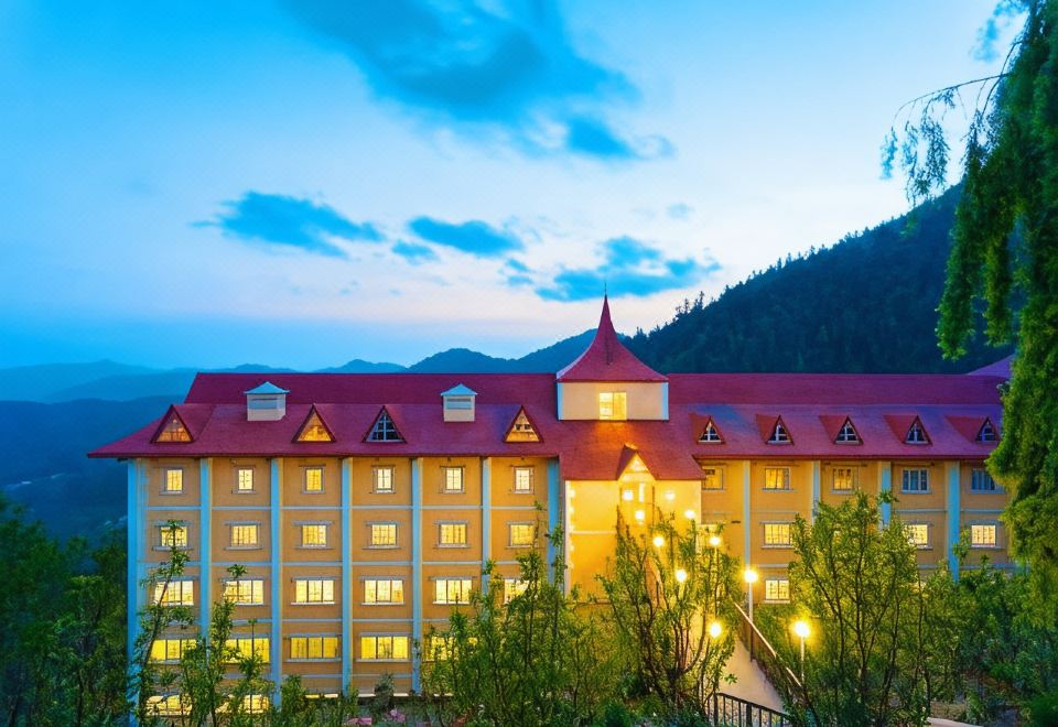 hotel overview picture