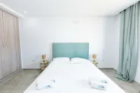 New 1bd with swimming pool 5mn to Lac Carthage Hotels in El Kram