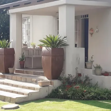 Lallapanzi Country Stay