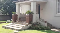 Lallapanzi Country Stay Hotels near Bulembu View - Barberton Makhonjwa Mountains World Heritage Site