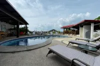 Oriental Sabang Hill Resort - Swimmingpools