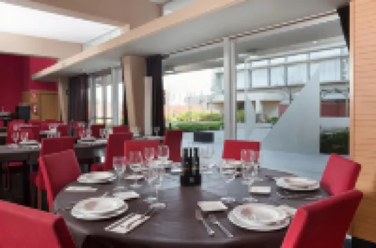 費爾南多二世國王歐元高級飯店