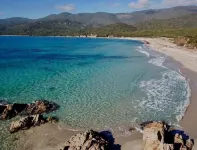 Charming villa between sea and mountains