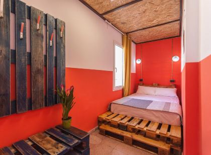Loft Hostal - Hostel