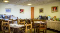 Hostal Meseguer Hotels in Santa Pola