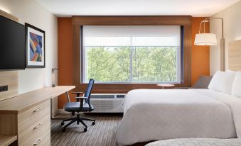 Holiday Inn Express Irwin (PA Tpk Exit 67)